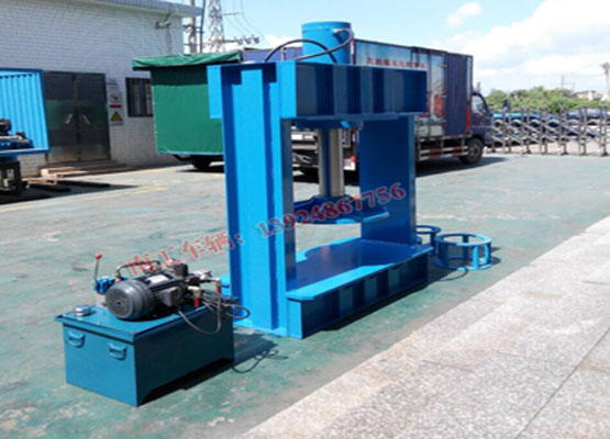 1677294195209104.jpg 壓胎機(jī)2 I.jpg