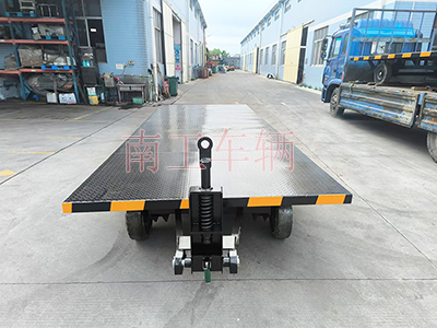 1731634097634125.jpg 5噸全掛式平板拖車(chē) 移動(dòng)拖車(chē)底盤(pán)2I.jpg