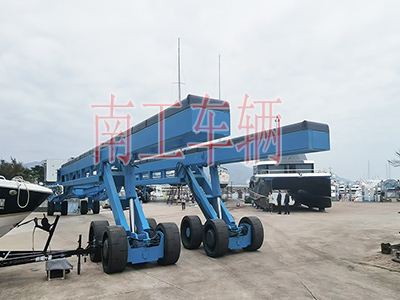 100噸重型游艇拖車 船艇拖車3I.jpg